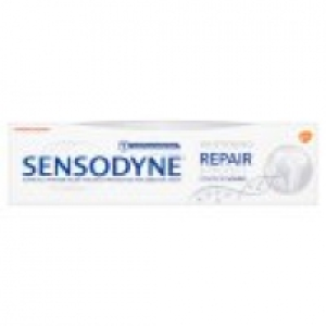 Repair & Protect Whitening Sensitive Toothpaste £2.50