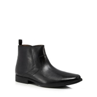 Debenhams  Clarks - Black leather Tilden boots