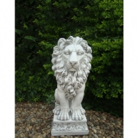 BMStores  Lion Statue 79.5cm