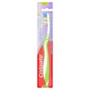 Colgate Zig Zag Flexible Medium Toothbrush £1.00