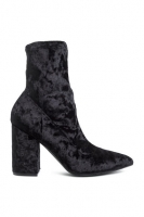 HM   Crushed velvet ankle boots