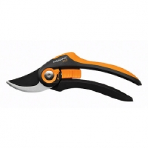 Fiskars P68 Smartfit Pruner Bypass £15.00