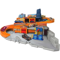 BigW  Hot Wheels Sto And Go Playset