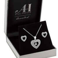 Debenhams  Alan Hannah Devoted - Designer heart jewellery set in a gift