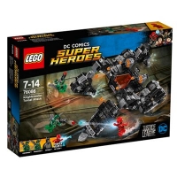 Debenhams  LEGO - DC Comics Super Heroes Knight crawler Tunnel Attack -