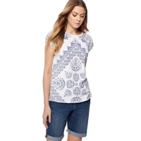 Debenhams  The Collection - Ivory patterned diamante detail t-shirt