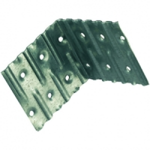 Wickes Galvanised Angled Nail Plate Bracket 57x50mm &pound;0.89