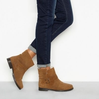 Debenhams  Mantaray - Tan Millet faux fur lined leather ankle boots