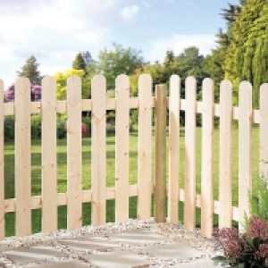 Wickes Palisade Arched Top Timber Fence Kit - 890 x 890 x 18 £37.00