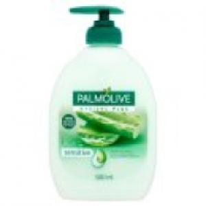 Hygiene Plus Sensitive Aloe Vera Liquid Handwash &pound;1.40