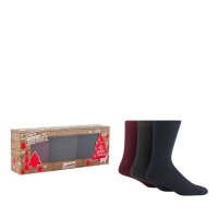 Debenhams  Mantaray - 3 pack assorted cable knit boot socks in a gift b