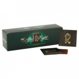 AFTER EIGHT CHOCOLATES 300G £1.89