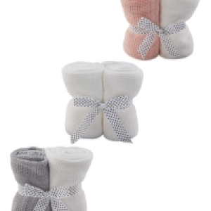 Lily & Dan 2 Pack Small Blanket £5.99