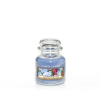 Debenhams  Yankee Candle - Small classic Garden Sweet Pea scented jar