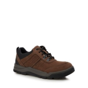 Clarks - Dark brown nubuck un atlas walking shoes