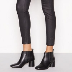 Principles - Black Cloudy block heel Chelsea boots