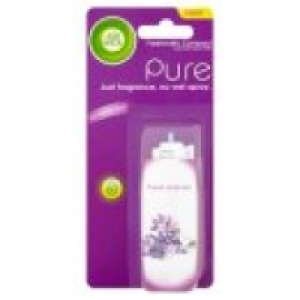 Freshmatic Compact Auto Spray Refill Pure Purple Lavender Ai £2.50