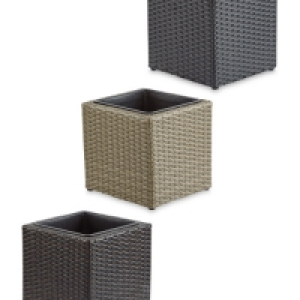 Rattan Effect Cubed Planter £9.99