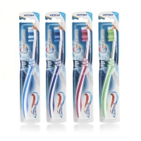 Wilko  Aquafresh Complete Care Medium Toothbrush
