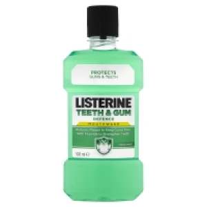 Listerine Teeth & Gum Defence Fresh Mint Mouthwash 500ml £2.25