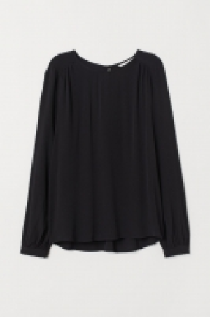  Crêpe blouse £6.00