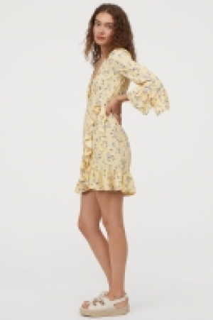  Patterned wrap dress £10.00