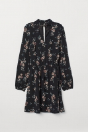  V-neck dress £6.00