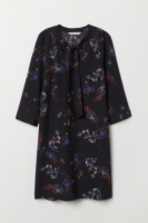  Dress with ties £7.00