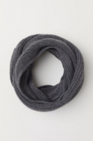  Ribbed tube scarf £5.00