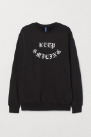  Sweatshirt with a motif £8.00