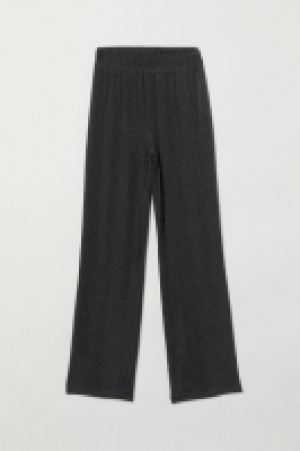  Wide pull-on trousers £7.00