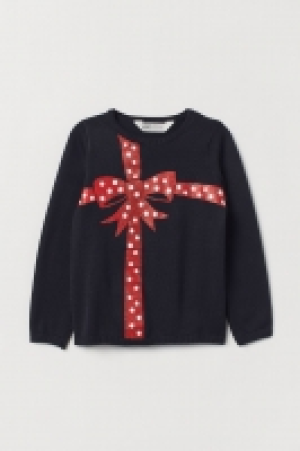  Fine-knit jumper £6.00