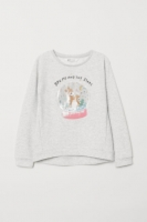  Sweatshirt with a motif £7.00