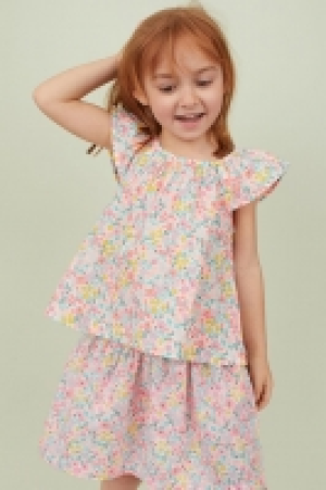  Patterned cotton blouse £3.00