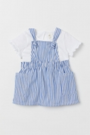  Dungaree dress and top £4.00