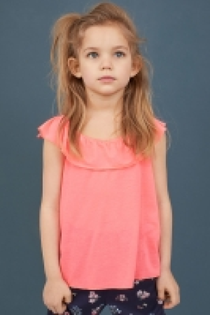  Flounced top £2.00