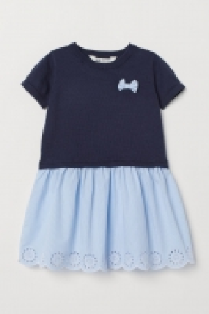  Puff-sleeved dress £8.00
