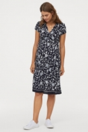  MAMA V-neck dress £10.00