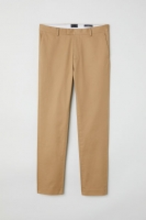  Cotton chinos Slim fit £25.00