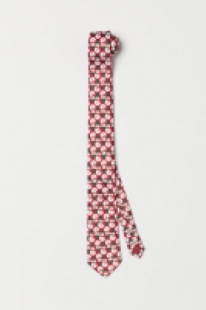  Patterned tie £7.00