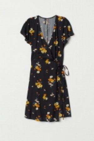  Patterned wrap dress £9.00