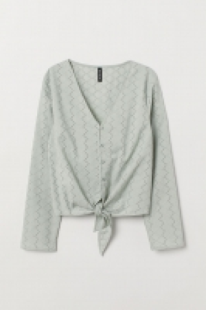  Broderie anglaise blouse £10.00