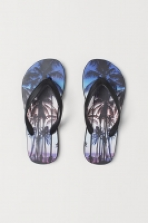  Flip-flops £3.00