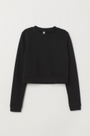  Short sweatshirt £4.00