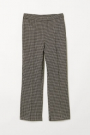  Ankle-length trousers £20.00