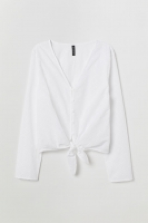 Broderie anglaise blouse £7.00