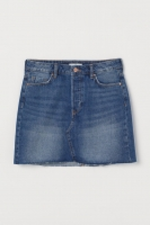  Short denim skirt £12.00