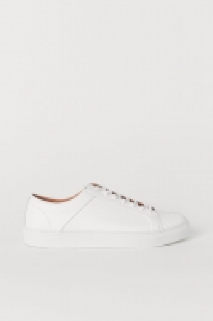  Trainers £25.00