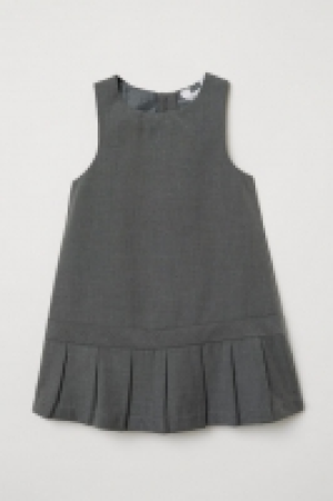  Pleated dress £8.00