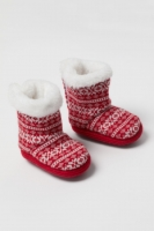  Pile-lined slippers £6.00